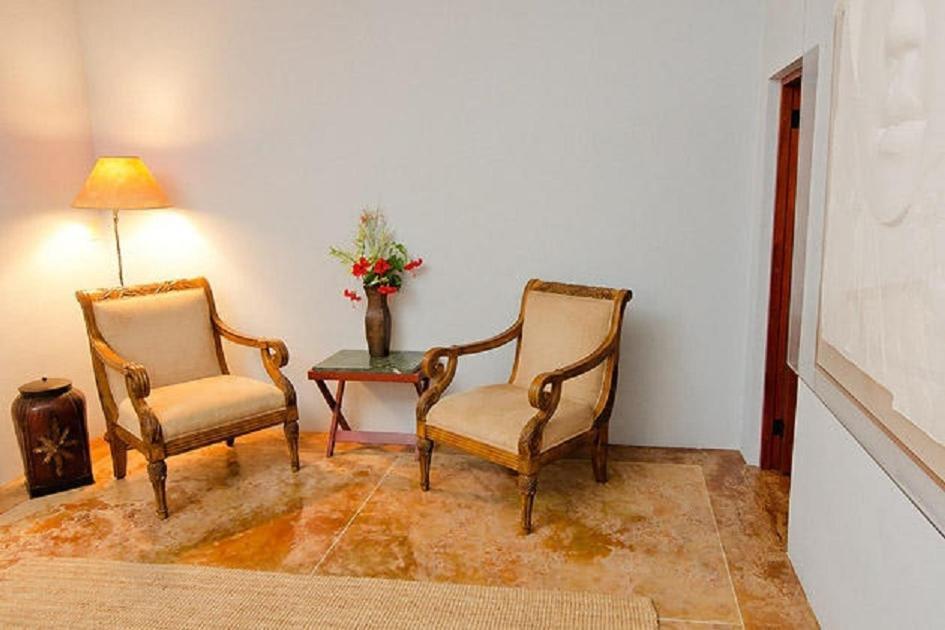 קורוזאל Almond Tree Hotel Resort חדר תמונה