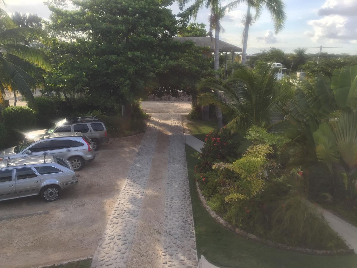 קורוזאל Almond Tree Hotel Resort מראה חיצוני תמונה