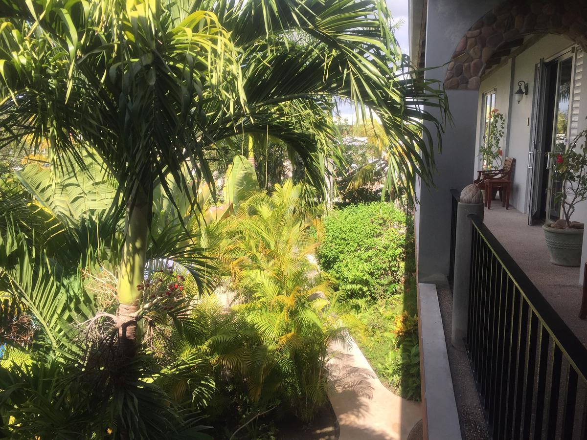 קורוזאל Almond Tree Hotel Resort מראה חיצוני תמונה